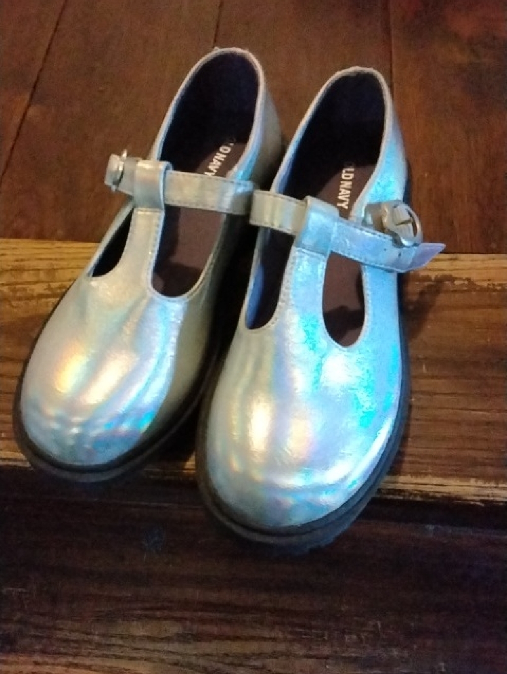 Old Navy Iridescent Silver Girls' T-Strap Mary Jane Shoes